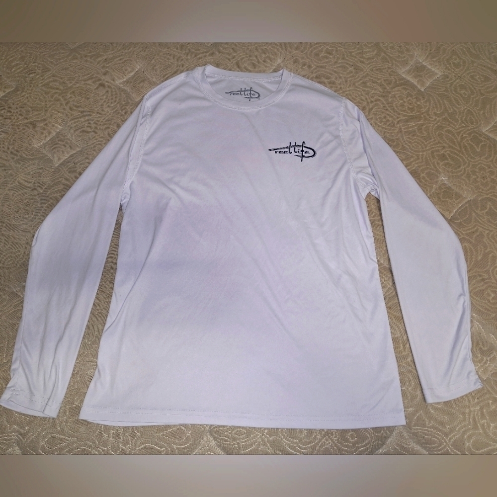 A Reel Life long sleeve t-shirt in a Men's medium.  EUC. Fishing gear.